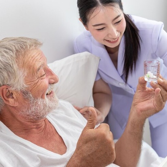 บริษัทจัดส่งพนักงานดูแลผู้สูงอายุ สายไหม-รามอินทรา - ศูนย์จัดส่งคนดูแลคนชรา ทั้งแบบที่บ้านและโรงพยาบาล บริษัทจัดส่งพนักงานดูแลผู้สูงอายุ สายไหม-รามอินทรา - ศูนย์จัดส่งคนดูแลคนชรา ทั้งแบบที่บ้านและโรงพยาบาล